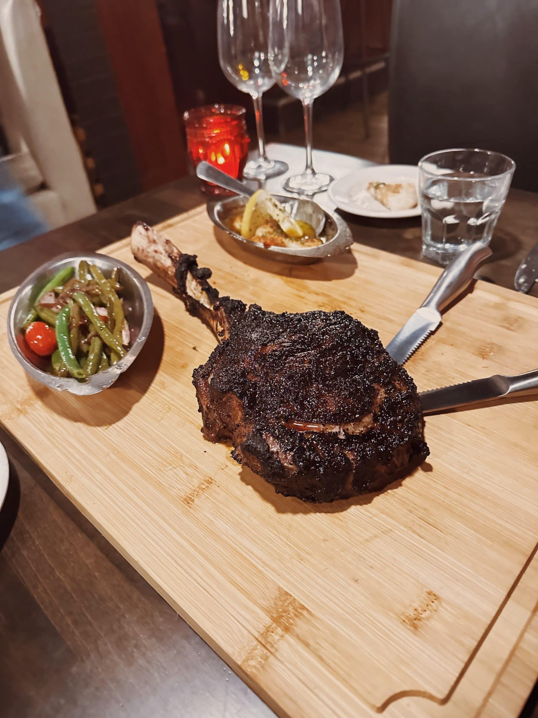 Beau & Mo's Italian Steakhouse