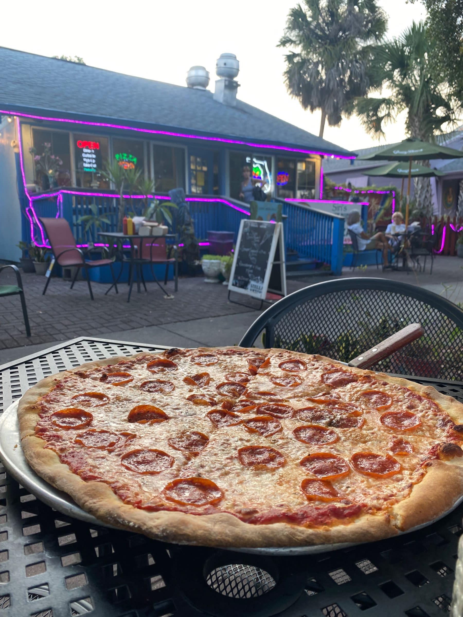Siri's Gourmet Burgers & Pizza