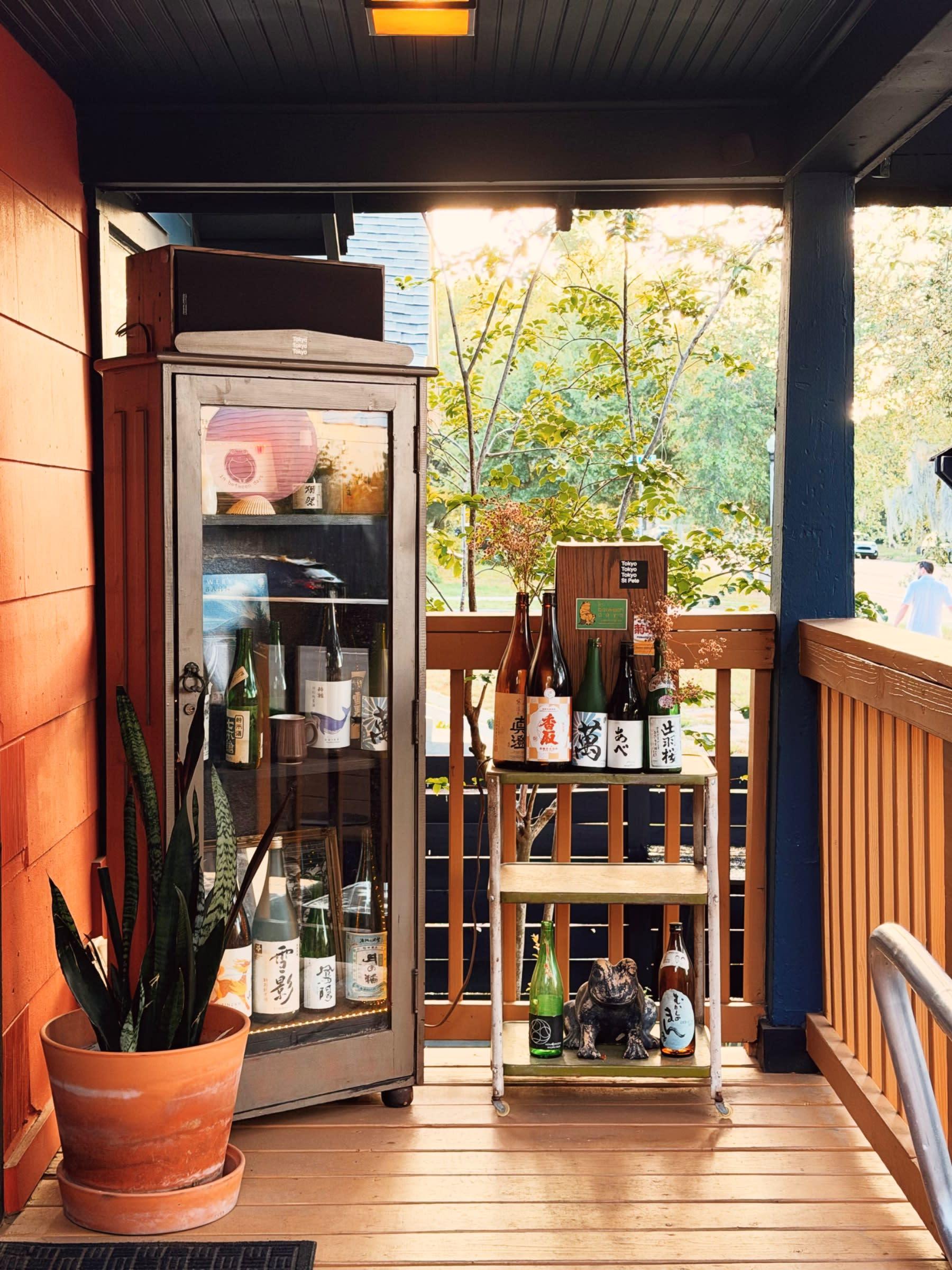 in between days restaurant photo